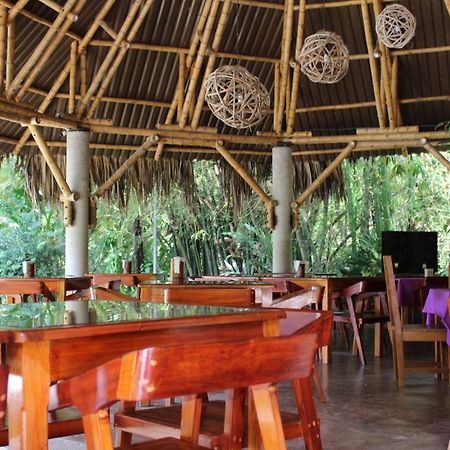 Axkan Palenque, Shows En Vivo & Gastronomia Mar Y Tierra & Travel Agency エクステリア 写真
