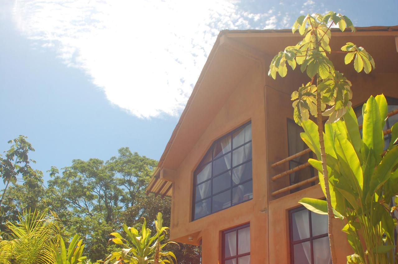 Axkan Palenque, Shows En Vivo & Gastronomia Mar Y Tierra & Travel Agency エクステリア 写真