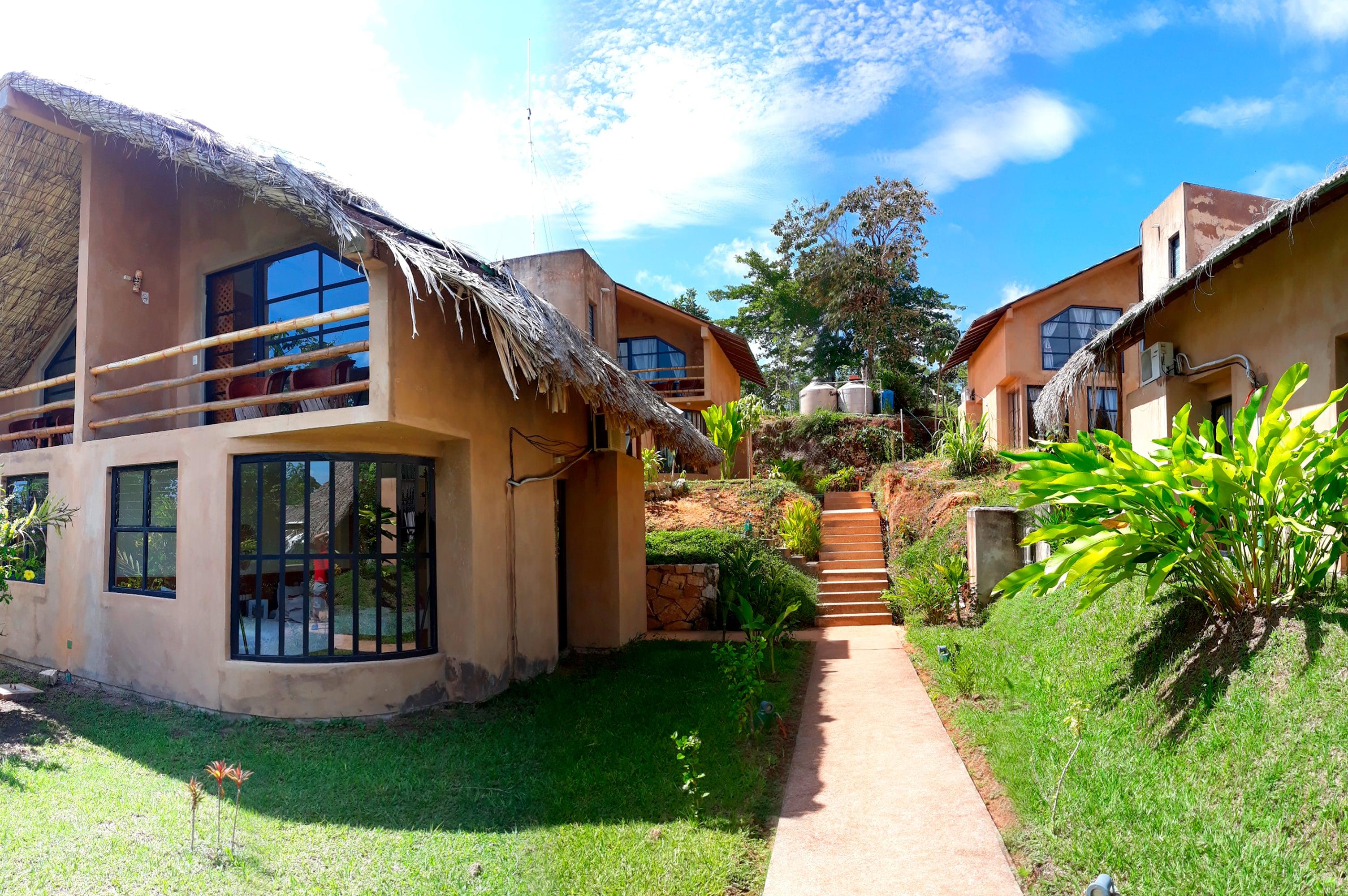 Axkan Palenque, Shows En Vivo & Gastronomia Mar Y Tierra & Travel Agency エクステリア 写真
